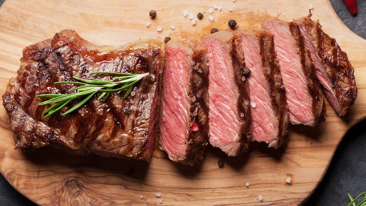 Steak là gì? Các mức độ chín của steak và các loại steak thông dụng