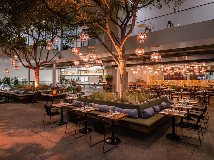 24 Best Outdoor Patios for Alfresco Dining in Los Angeles